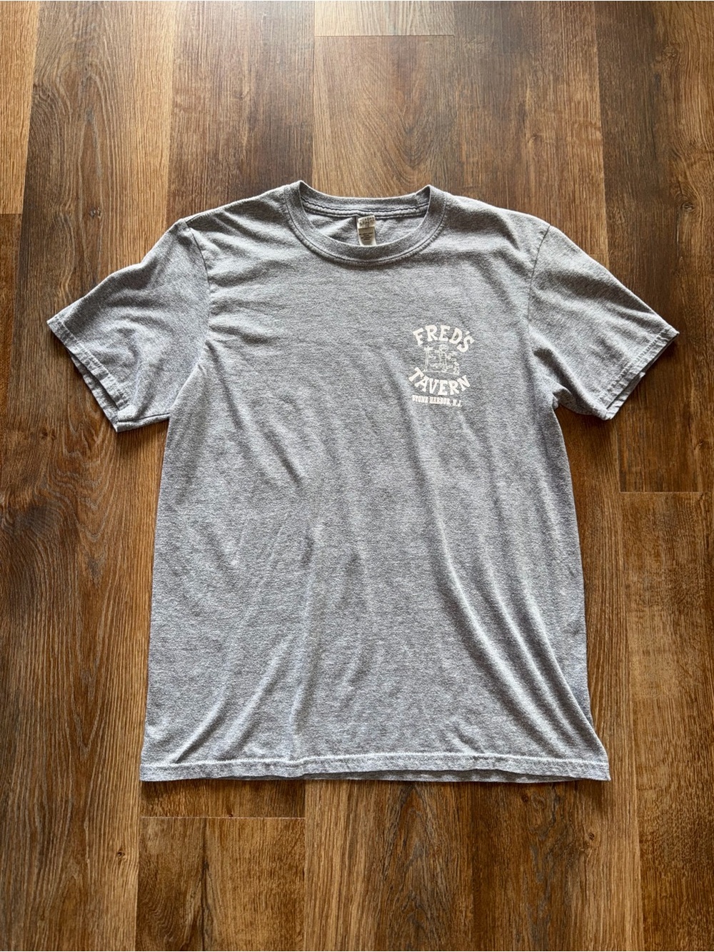 Men's Heather Gray Fred's Tavern Stone Harbor Tee - Size M